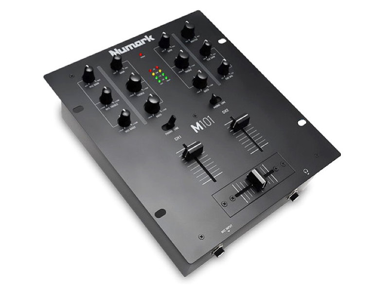 Numark M101 Black 2-csatornás DJ scratch keverő | hangszerdiszkont.hu